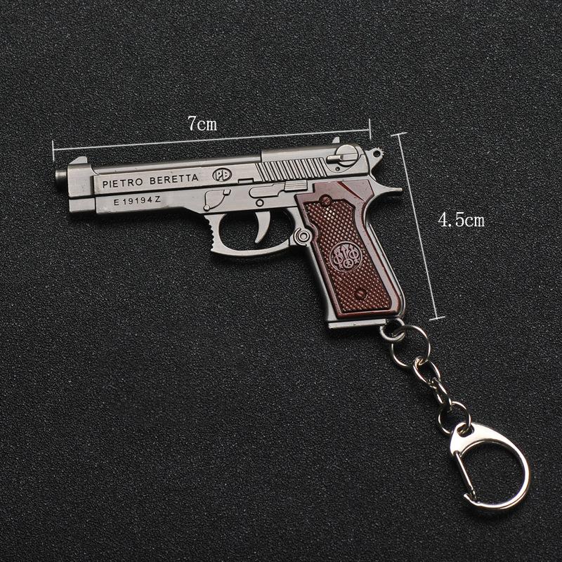 Cool Game Pistol Shape Keychain Metal P92 R45 R1895 Model Toy Key Ring Gift