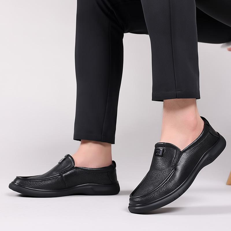Men's Shoes Soft Sole Soft Leather Loafers Slip on Men's Leather Shoes Middle-aged and Elderly Leather Sheepskin Casual Shoes Dad Shoes