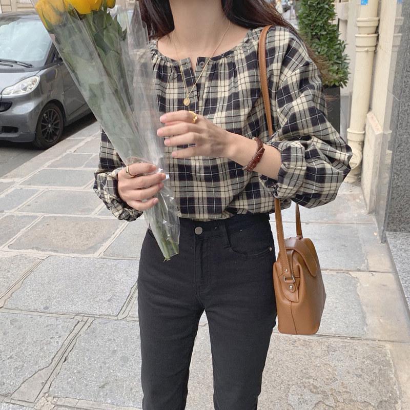 Dongdaemun Retro Minimalist Plaid Wide Sleeve Shirt for Women - Spring/Autumn 2025