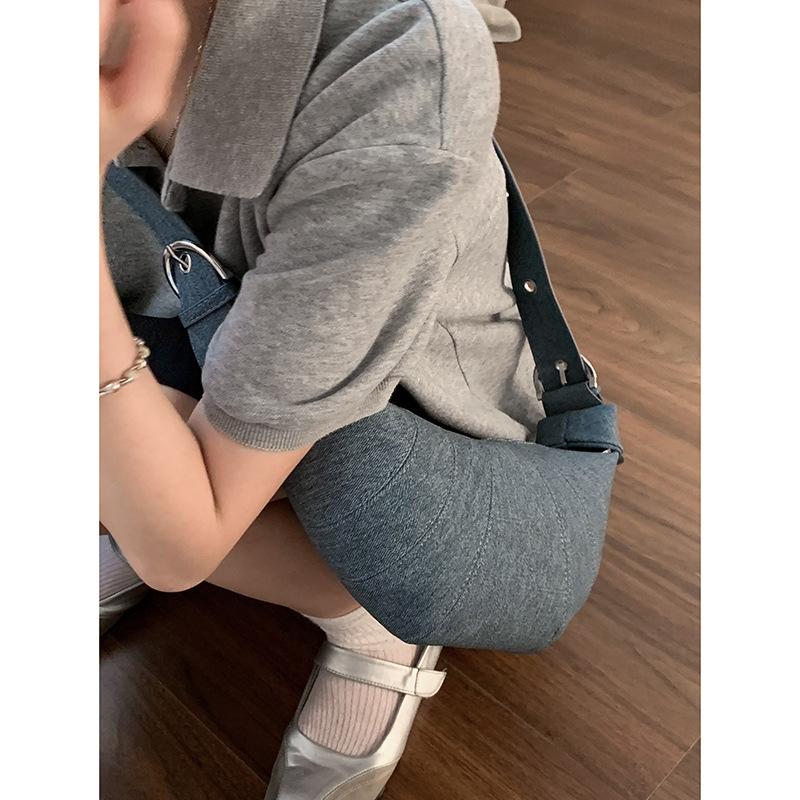 

Niche high-end underarm bag women s bag 2025 new denim dumpling bag wide shoulder strap single shoulder messenger bag темно-синий