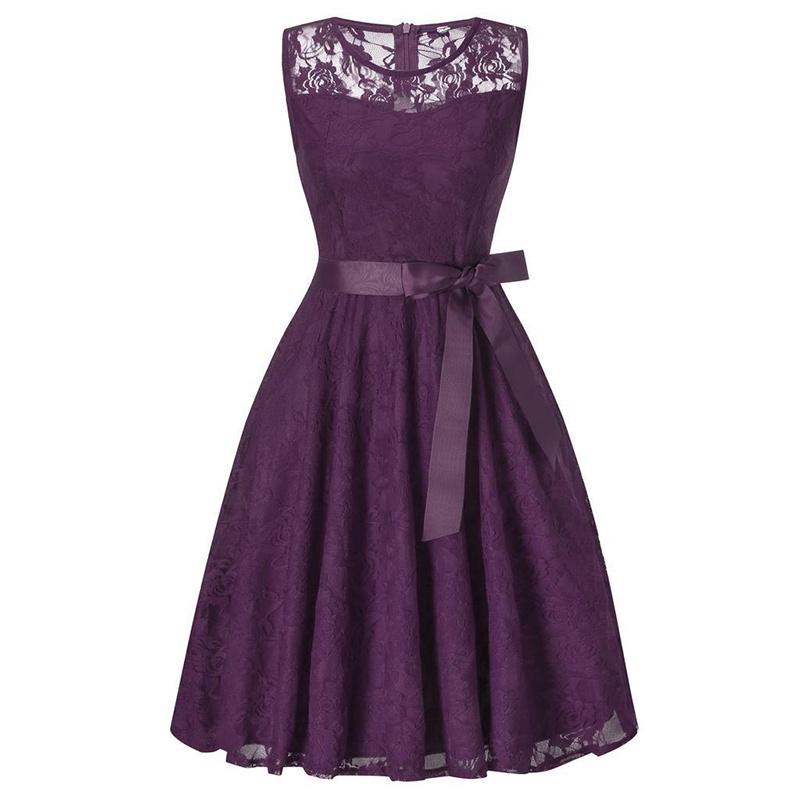 

Элегантное платье в стиле ретро с круглым вырезом без рукавов, кружевной отделкой, широким поясом и приталенной расклешенной юбкой фиолетовый
