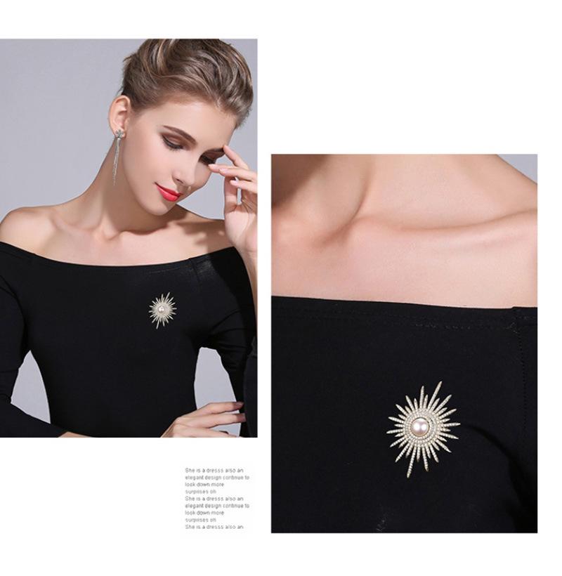 Shining Sunflower Brooch - High-End Fashion Diamond Accent Pin for Sweaters, Cardigans, and Suits