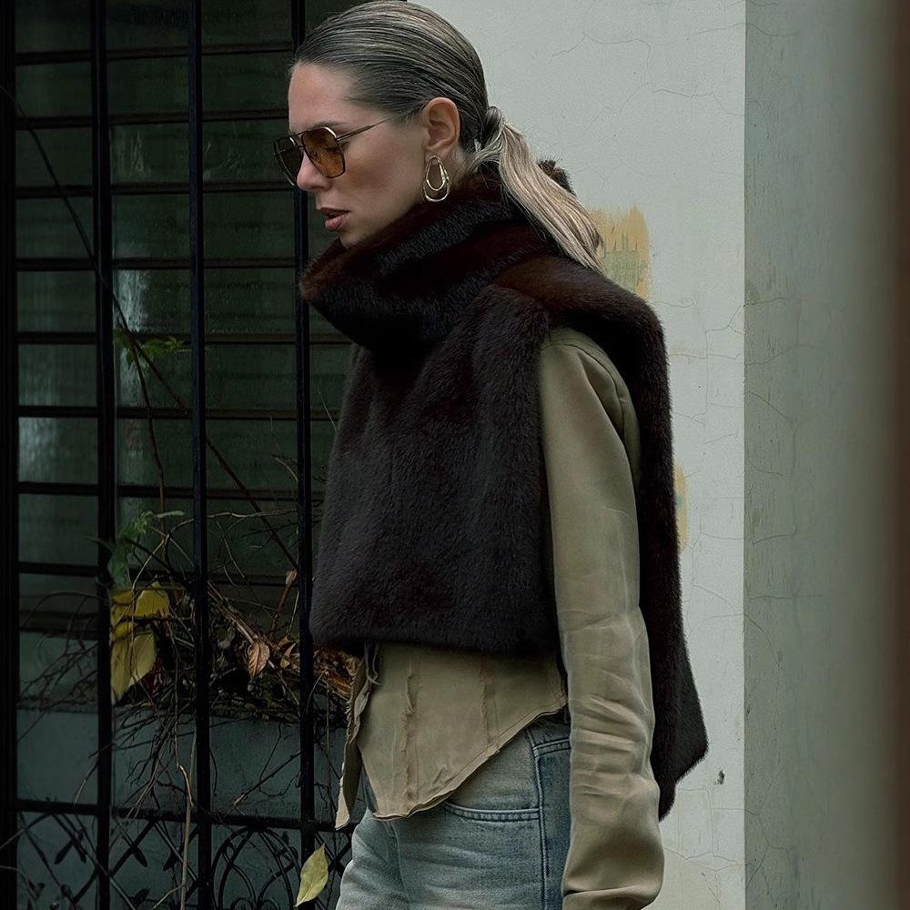 2025 Women's Solid Color Semi-High Neck Sleeveless Furry Top for Autumn & Spring