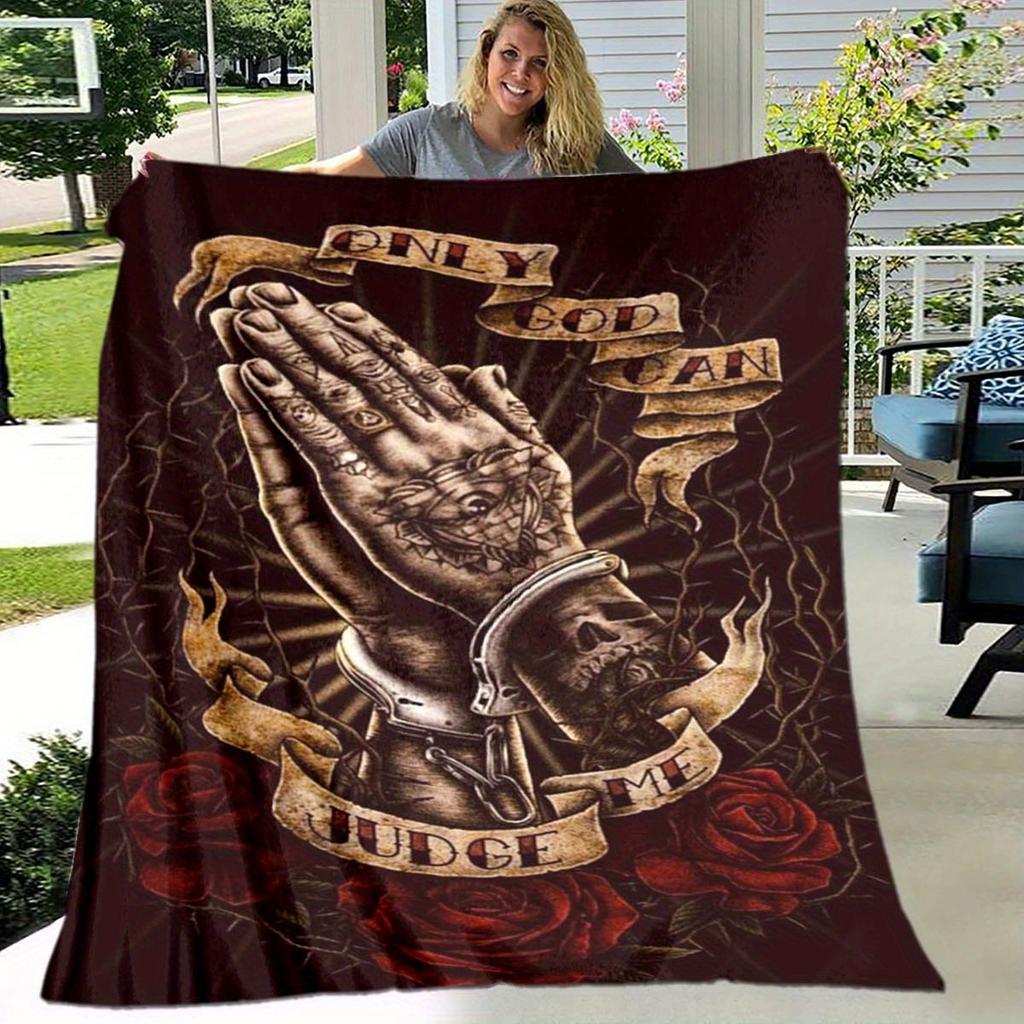 Clenchedfist Gothic Letter Pattern Flannel Printed Blanket Suitable for All Seasons Suitable for Living Room Office Sofa Travel