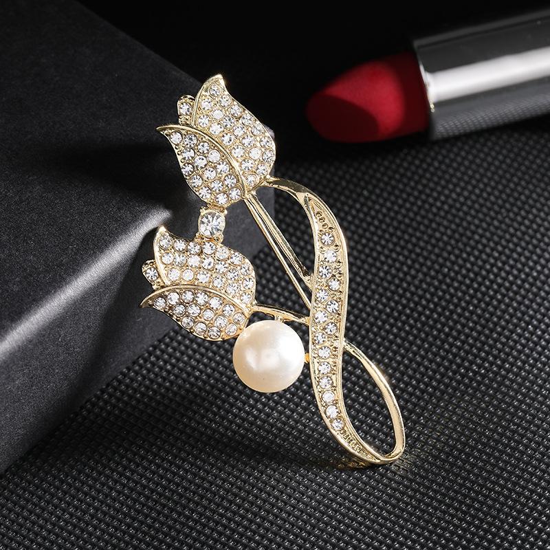 Golden Tulip Flower Imitation Pearl Brooch Shiny Full Of Rhinestone Women's Brooches Metal Pins Party Badge Jewelry Gifts