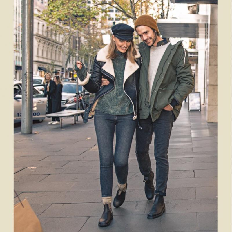 BLUNDSTONE Chelsea Boots Šaty 063   Černá