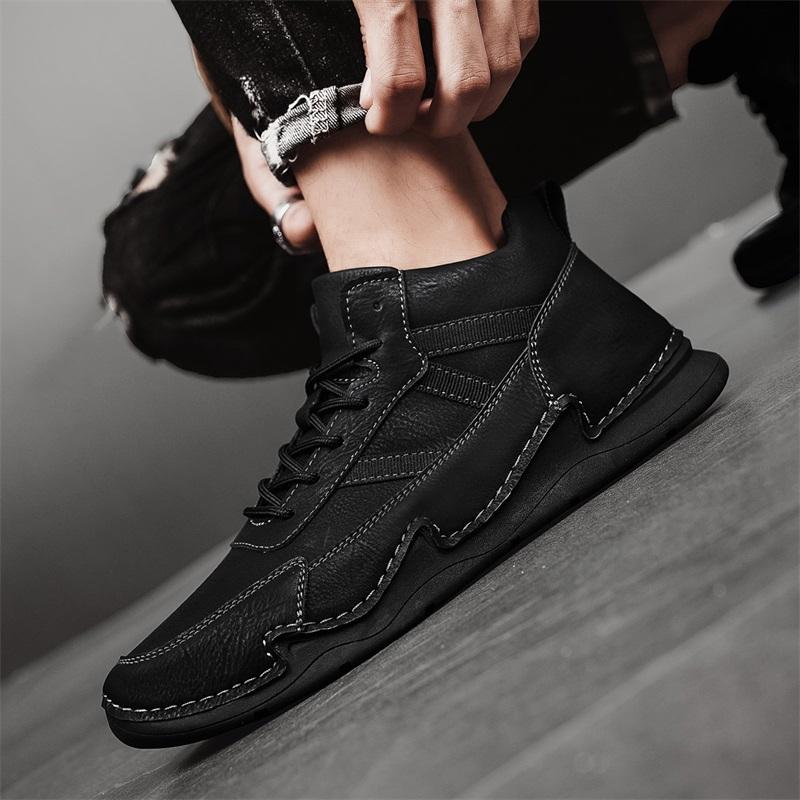 Fashion Retro Style Men Biker Boots Fashion Motorcycle Boots British Style Mens Casual High Top Shoes Leather Warm Plush Fur Ankle Botas