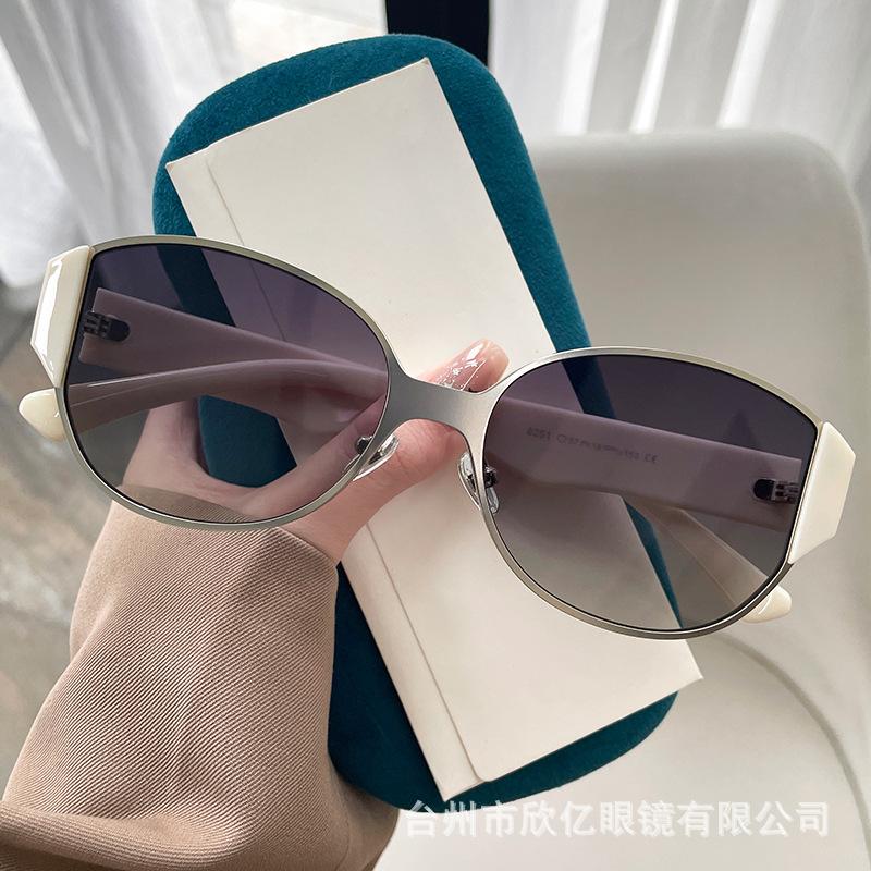 New personalized cat eye futuristic sunglasses women's high-end splicing UV-proof metal sunglasses