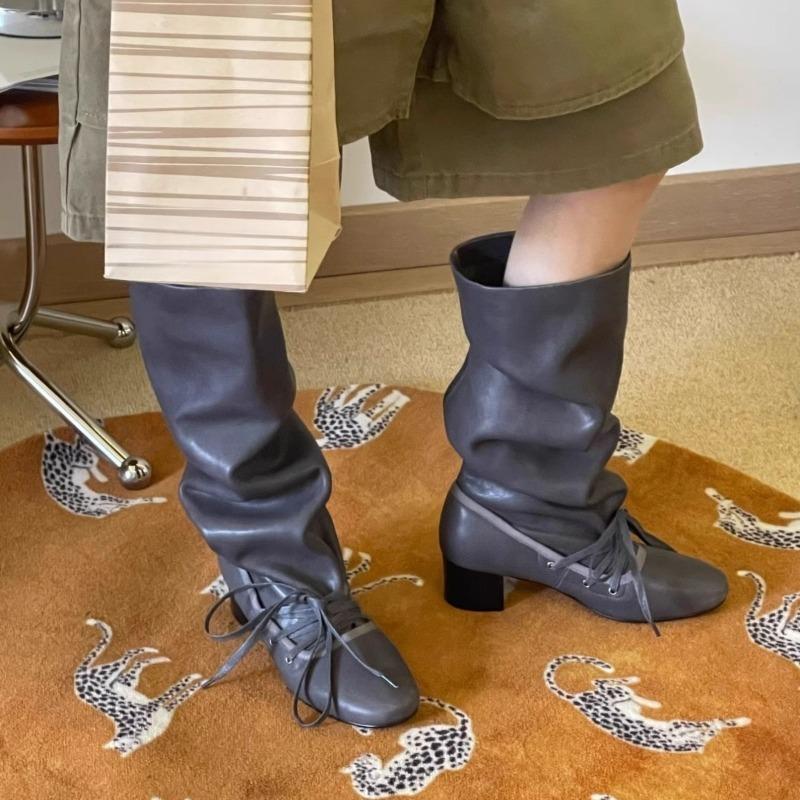 Retro Shoes, New Niche Skinny Boots, Thick-soled Boots with Thick Heels, Pointed Lace-up Boots