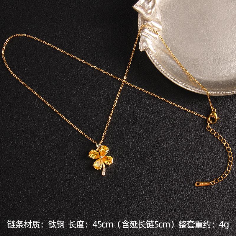 Zircon French Light Luxury Gold Inlaid Necklace Niche Design Four-leaf Clover Flower Pendant Titanium Steel Collarbone Chain New