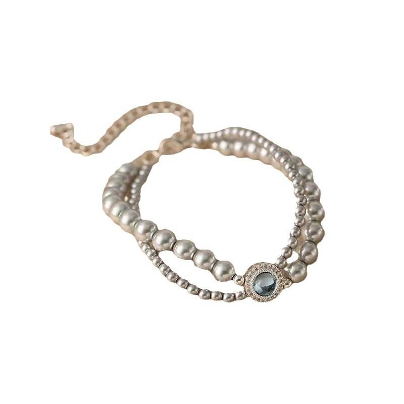 Handmade Faux Elegant Pearl Bracelet For Women With Vintage Design Geometric