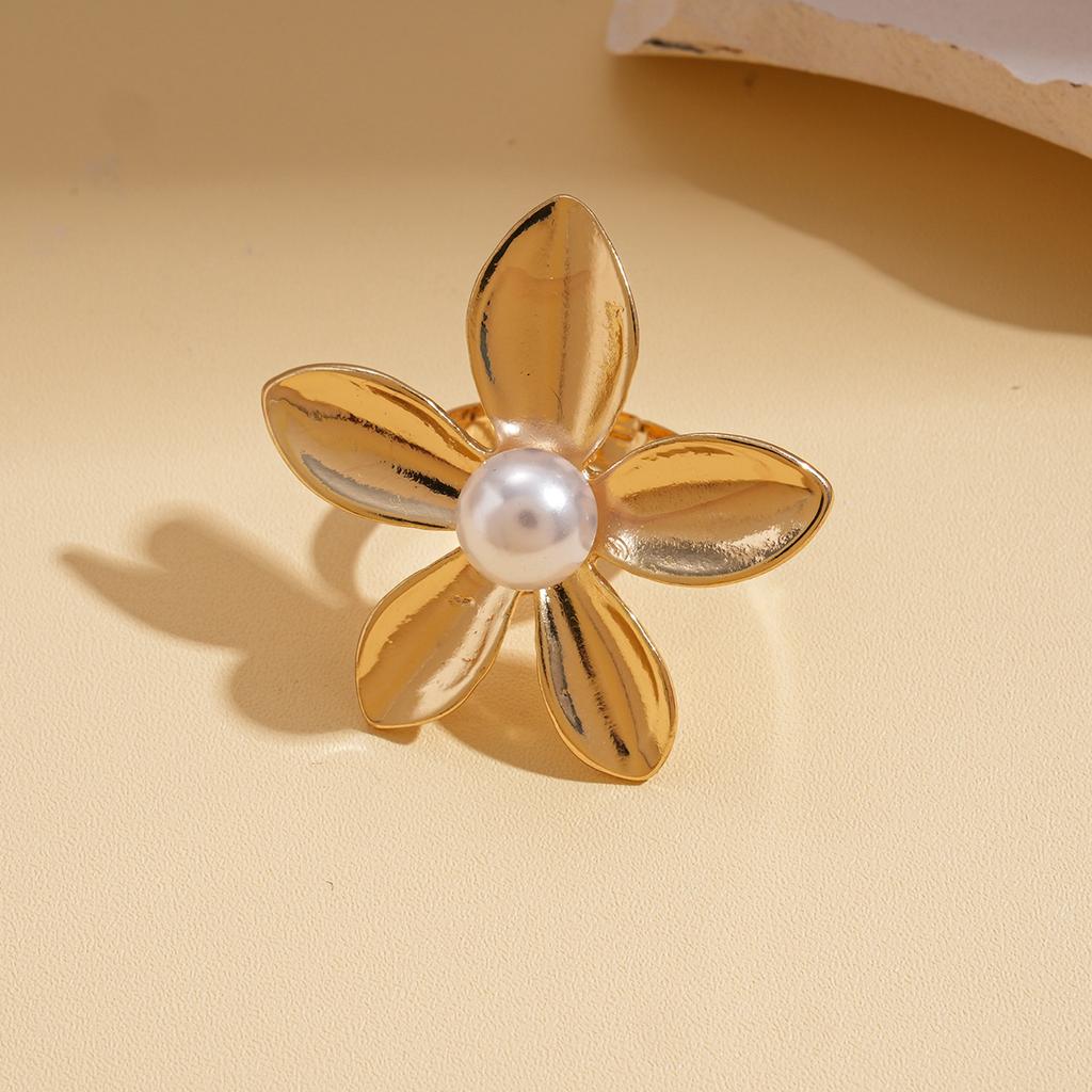 Exaggerated imitation pearl flower opening ring simple niche jewelry
