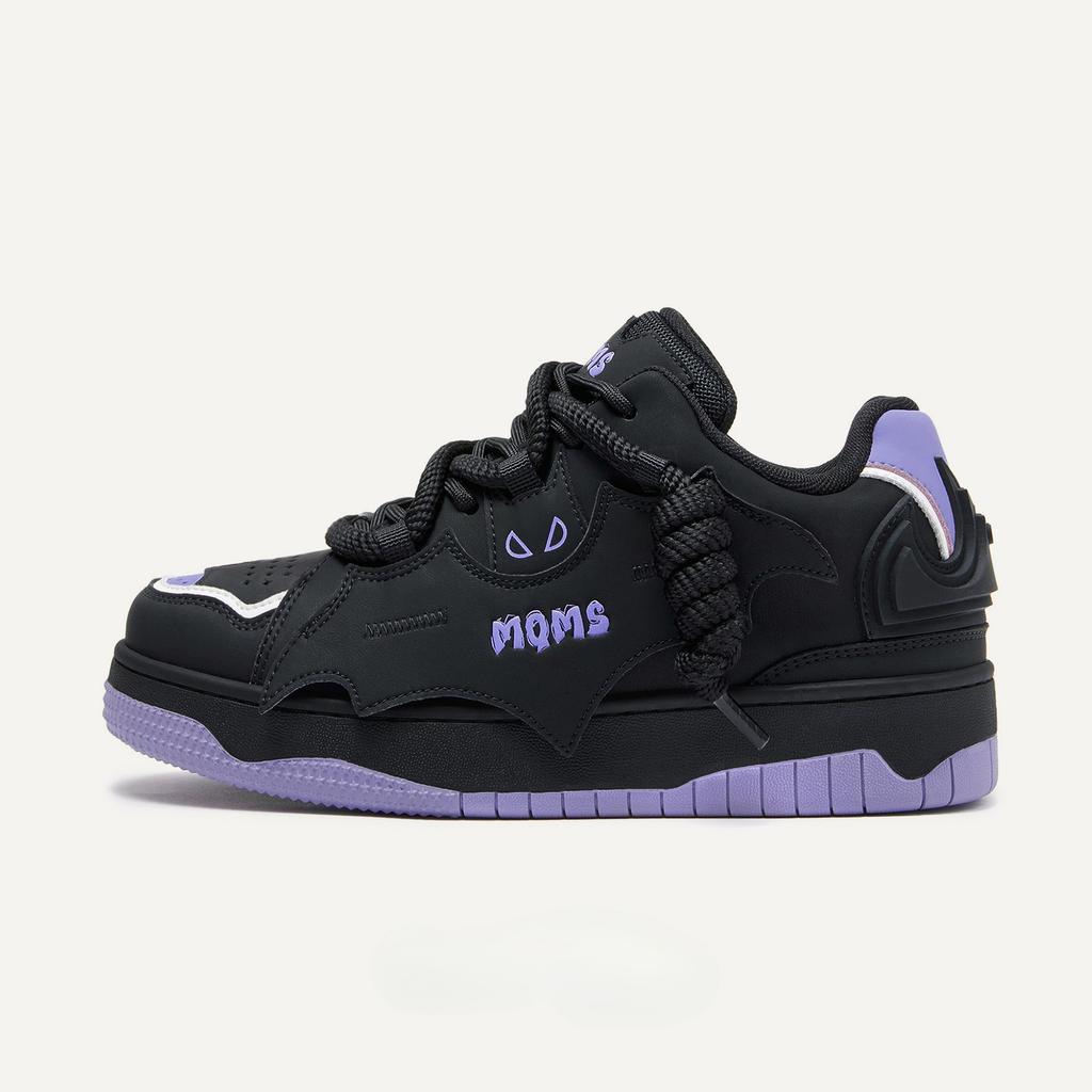 Women's Shoes with High and Low Top Sneakers Are Added To The Niche Bread Shoes
