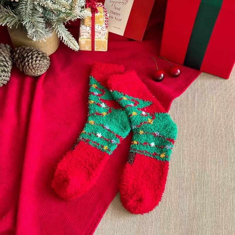 Coral fleece socks women's autumn and winter plush warm tube socks cartoon cute Christmas socks furry sleep socks women