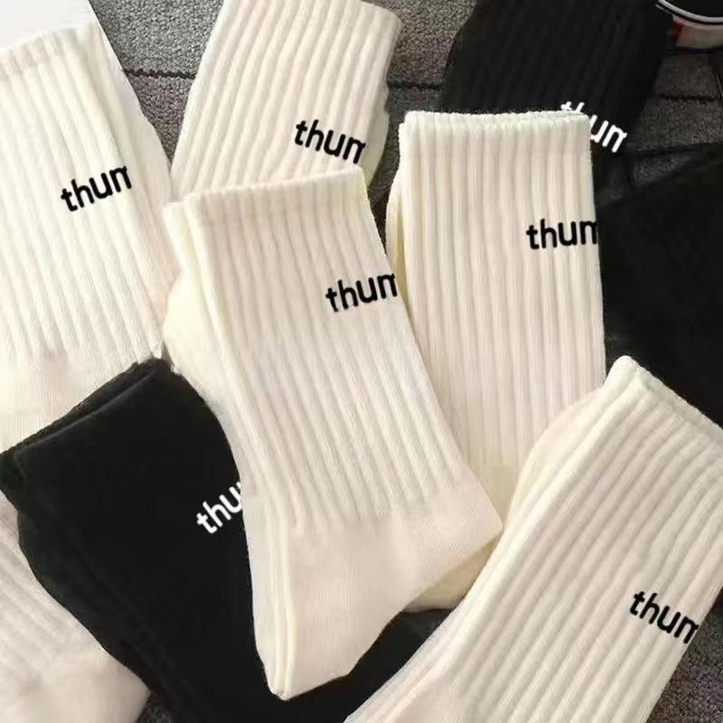 Trendy Men's Mid-Calf INS Letter Socks - Spring/Summer, Casual & Odor-Resistant Sports Style