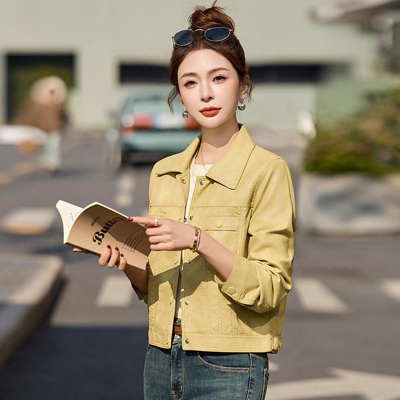 2025 Women's Slim Leather Jacket: Short, Fashionable, Turn-Down Collar Coat XG9957