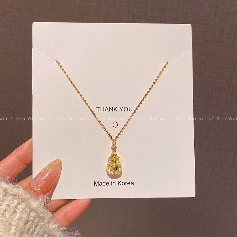 Guofeng gourd pendant, titanium steel necklace, women's light luxury design, exquisite collarbone chain, neck chain accessories