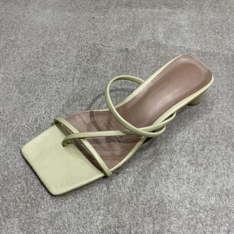 

Fashion SUOJIALUN Summer Square Low Heel Women Slipper Fashion Narrow Band Ladies Sandal Outdoor Beach Casual Slides Shoes Big Size 40 35 зелёный