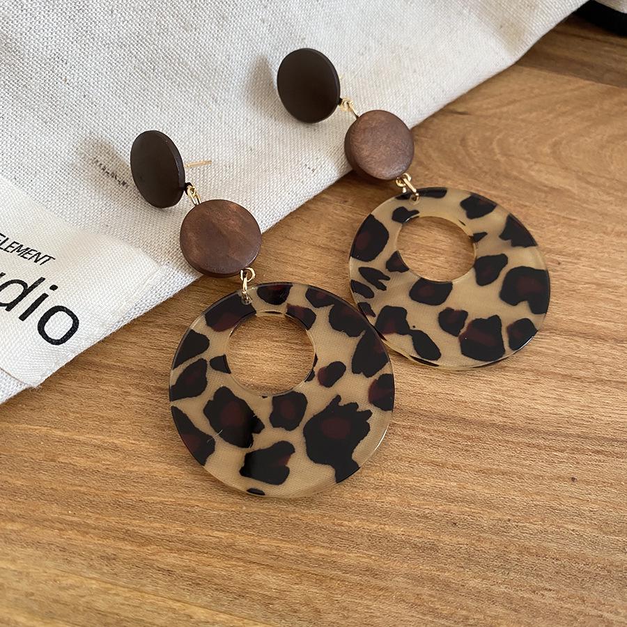 Hars Bloem Luipaardprint Oorbellen - Retro Zilveren Naald Ontwerp