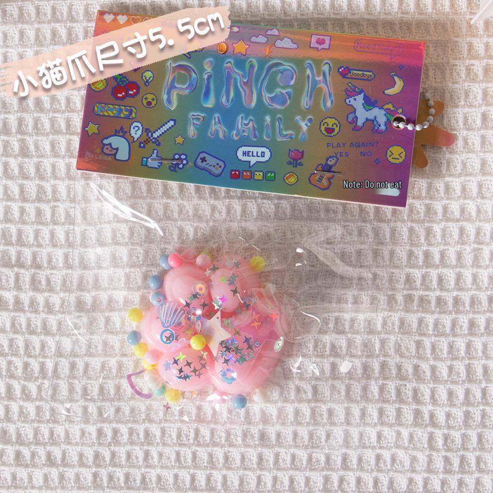 

Trending Cat Paw Squeeze Toy - Mud Feel Decompression Toy