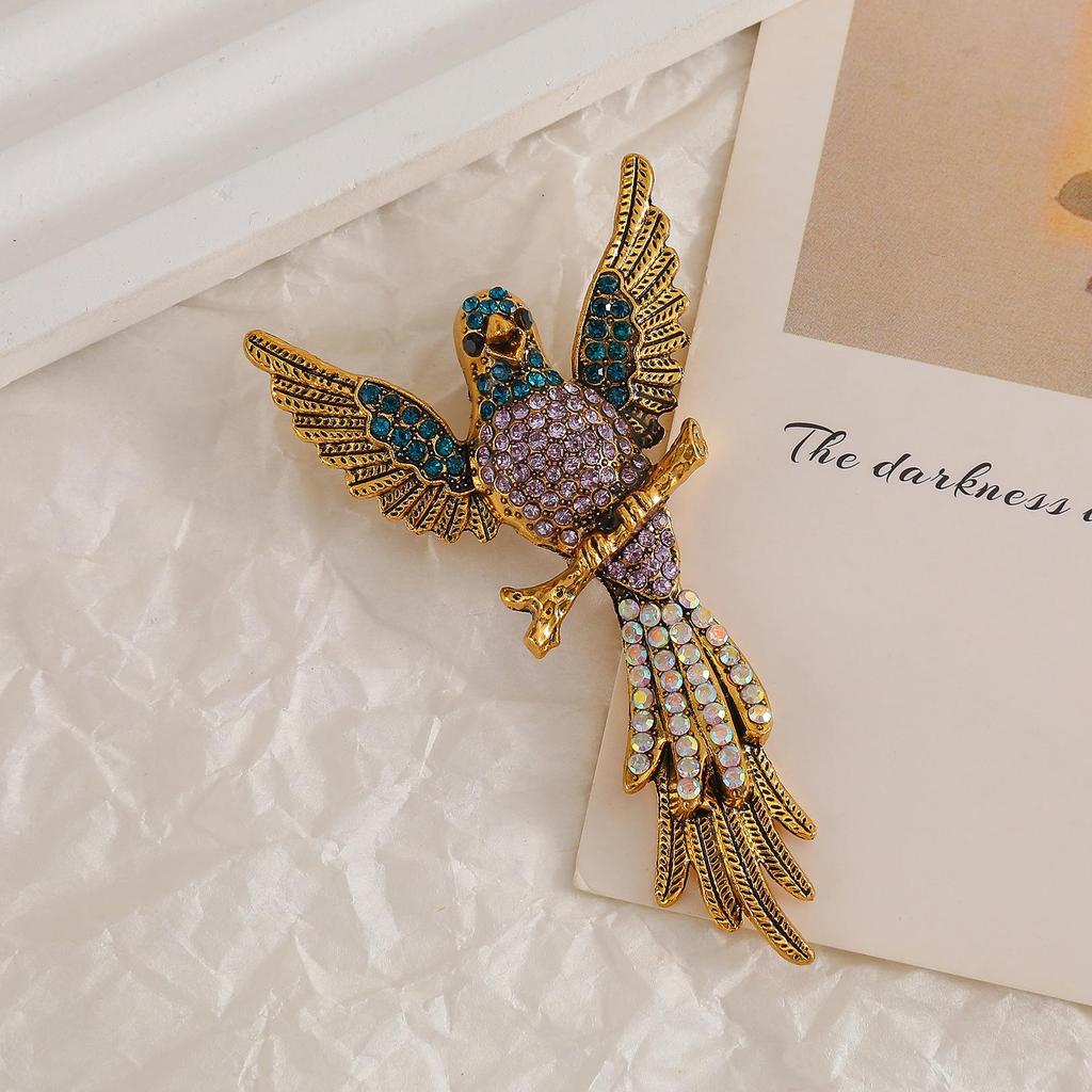 Colorful Rhinestone Eagle Brooch - Retro Cartoon Animal Pin for Coats & Jackets