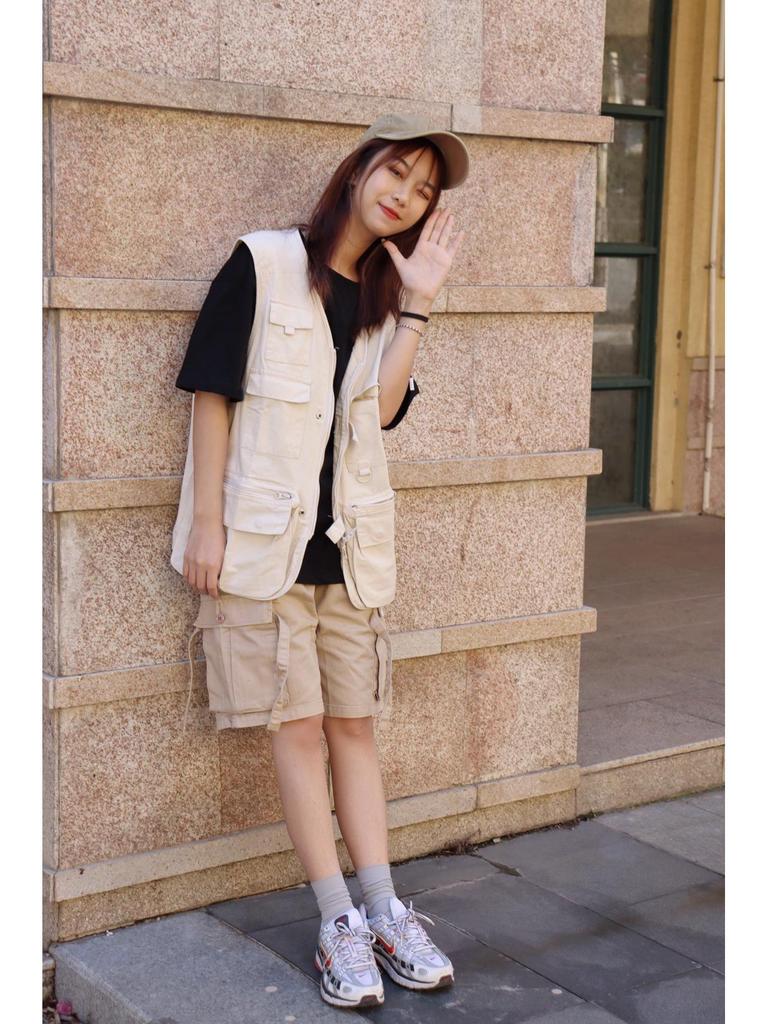 Unisex Japanese Retro Workwear Vest - Autumn Thin, Loose, Multi-Pocket Functional Jacket