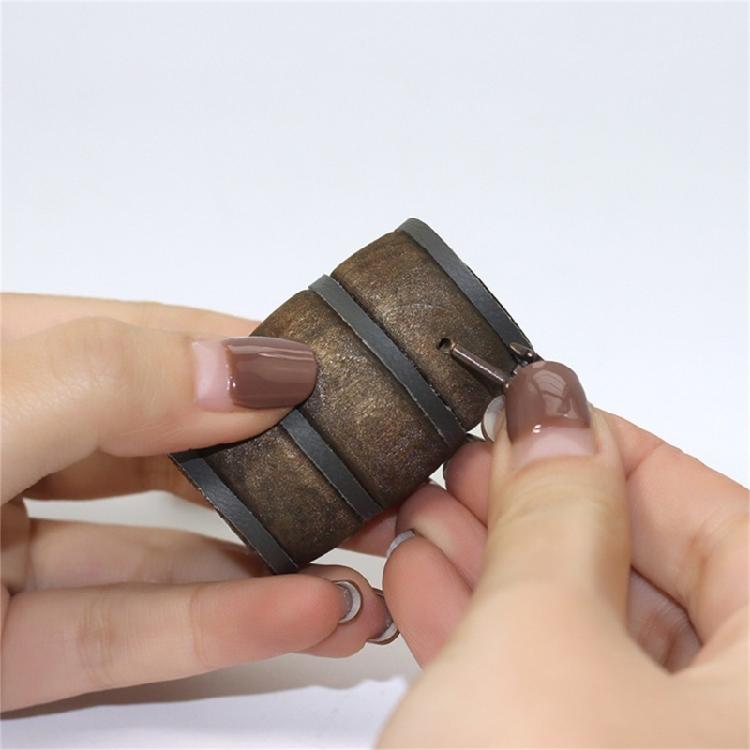 Wooden Wine Barrels and Faucet Wine Glasses for 1/12 Doll House Decoration Miniature Scene Building Furniture Model