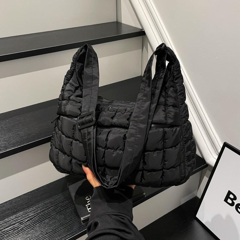 New Shoulder Bag Women's Leisure, Plaid Nylon Fashion Backpack Lazy Wind Messenger Bag Tide