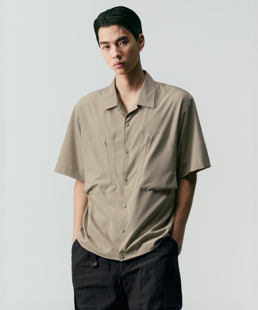 Musinsa Standard [City Leisure] Airy Dot Utility Short Sleeve Shirt [Grayish Beige]