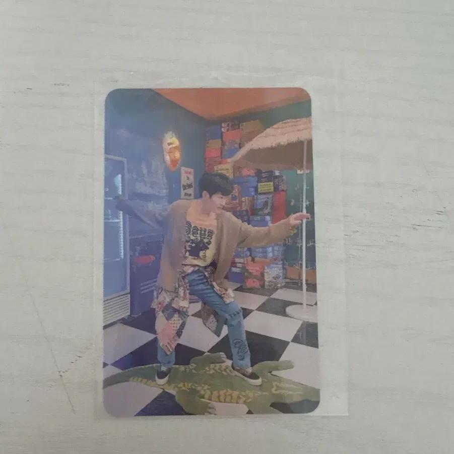 

Shinee Onew Photocard
