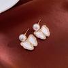 Ohrringe im koreanischen Stil, vergoldetes Silber, Schmetterling, Perle - Luxuriöse Vintage-Ohrstecker
