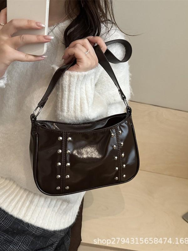 2025 Chic Women's Rivet Strap Shoulder Bag - Autumn/Winter Collection