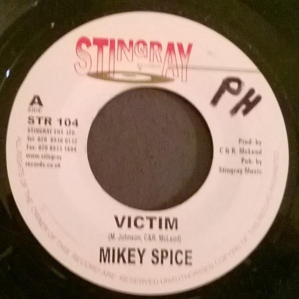 

7-дюймовая пластинка MIKEY SPICE Victim STR104 Stingray Record UK Reggae Ska Dub Б/у