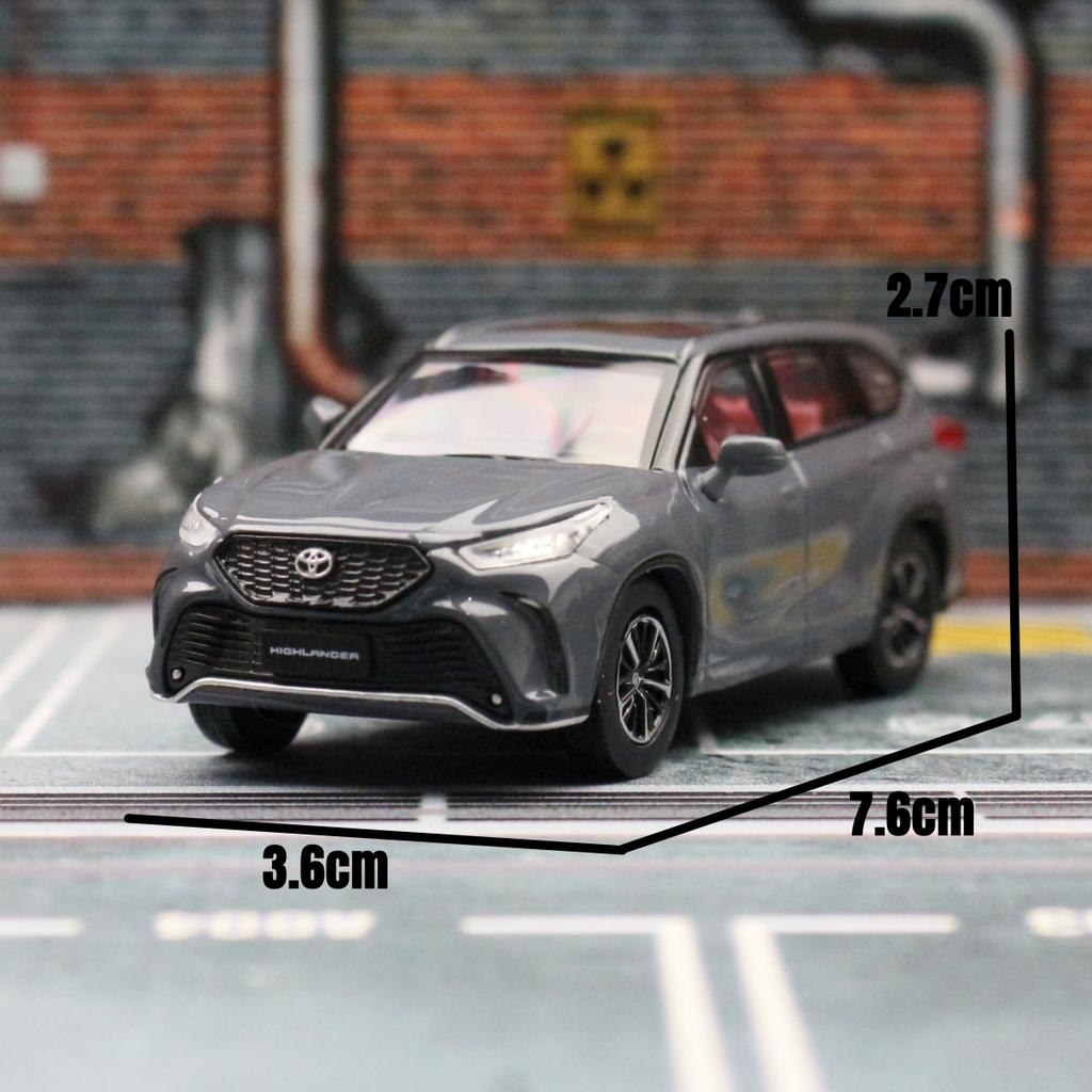 1/64 TOYOTA Highlander XSE Hybrid Miniature Model JKM 1/64 Premium SUV Toy Car Vehicle Free Wheels Diecast Alloy Collection Gift