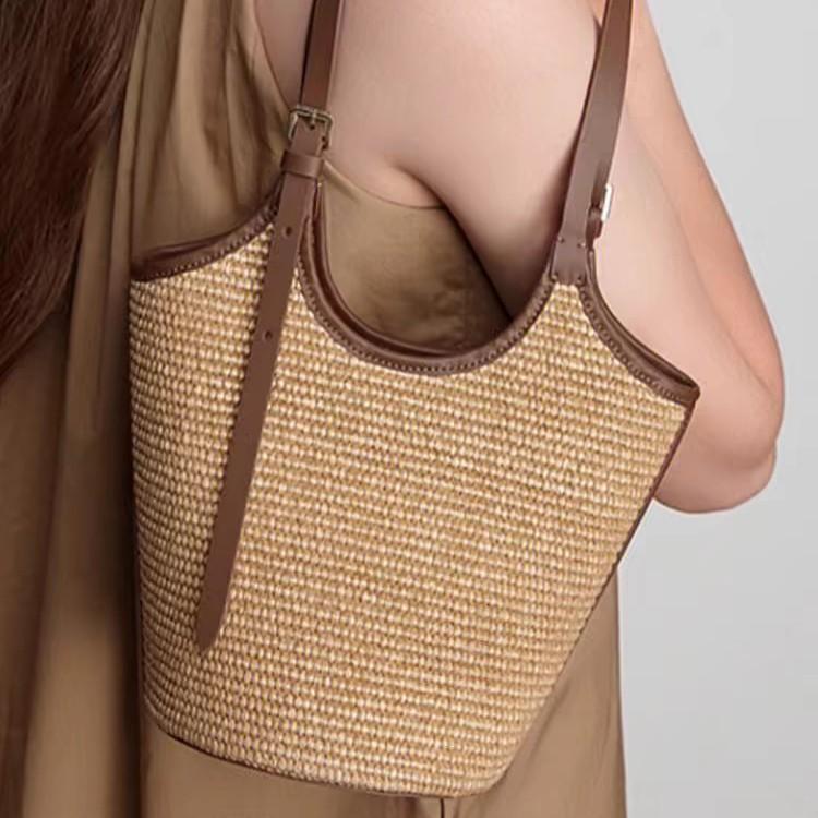 Petit Sac Tissé à Épaule Unique pour Femmes, Adapté à Toutes les Saisons et Polyvalent en Style.
