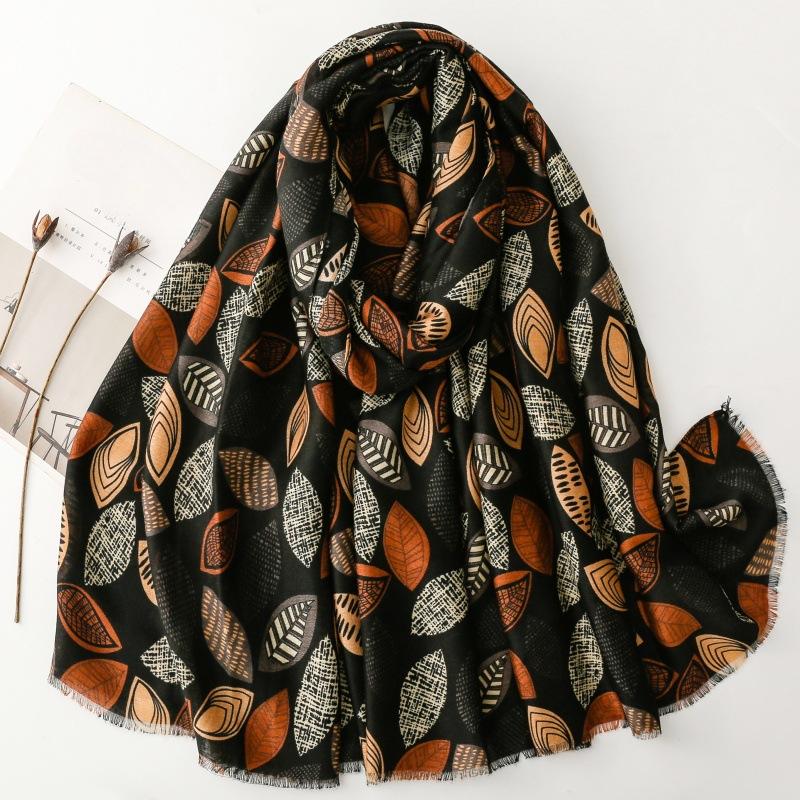 Fashionable and Simple Commuting Style Cotton and Linen Hand Scarf Plant Leaf Breasted Scarf Thick Shawl