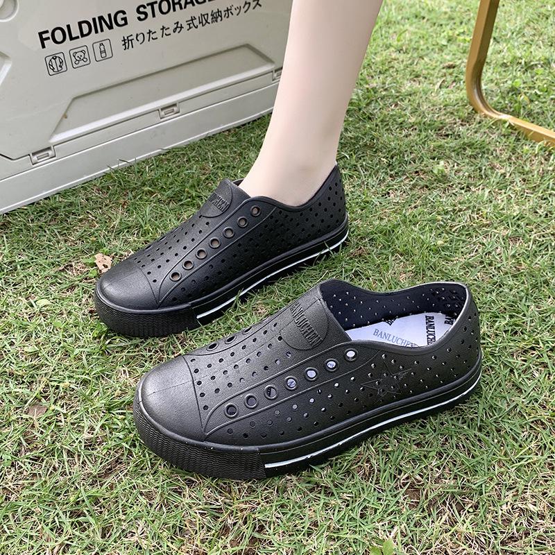 2025 Thick-Soled Lightweight Unisex Casual Beach and Wading Sandals