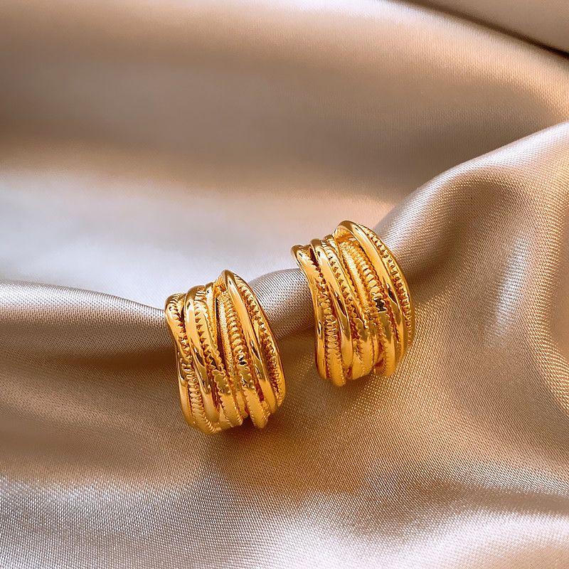 

C- Ring Gold Metal Earrings for Women Niche Style Unique Accessible Luxury Fancy Stud Earrings 2025 New Arrival Best Selling Super Hot Earrings Golden multi-layer C- ring