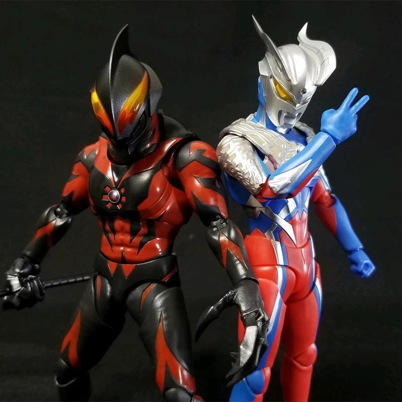 

Ultimate Shining Ultraman Zero Super Articulated Figure with Golden Zero Blazar Belial Joints