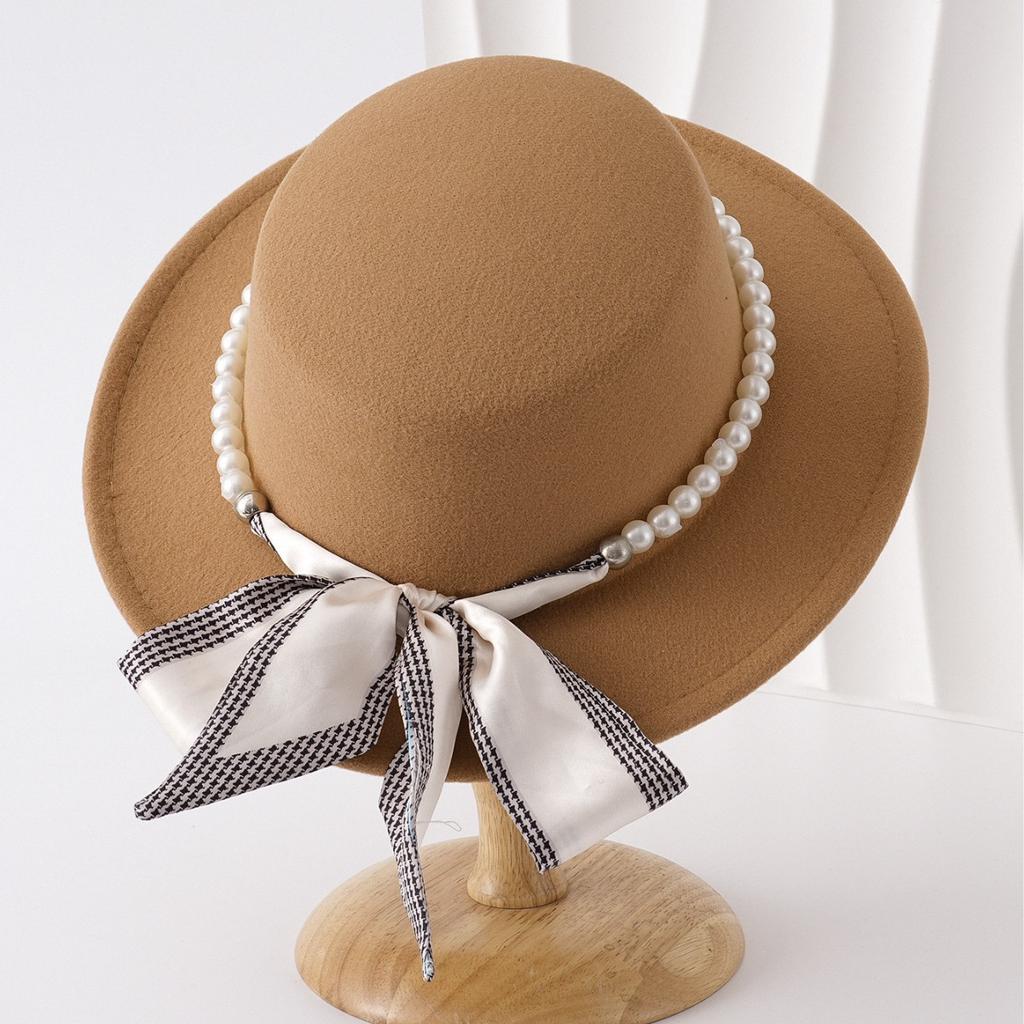 New French Light Luxury Pearl Bow Woolen Flat Top Top Hat Female British Celebrity Top Hat Hepburn Style