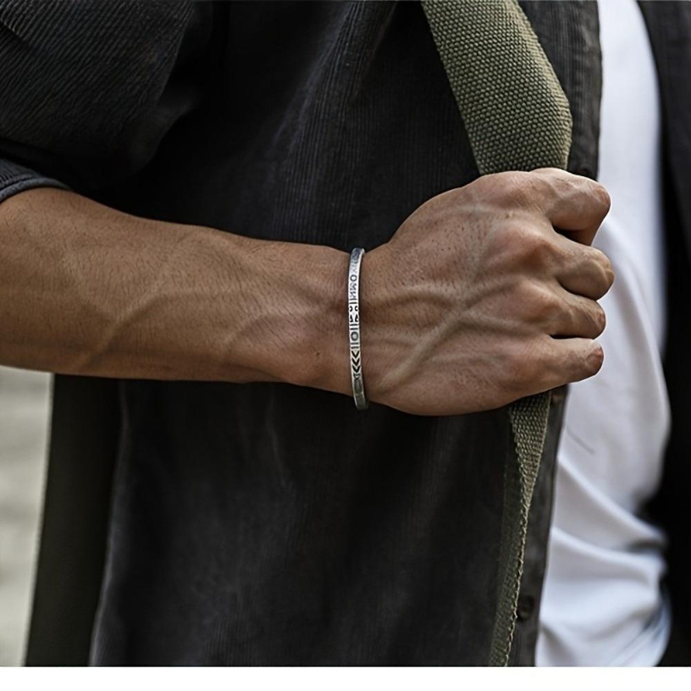 Men's Adjustable Bracelet, Vintage Forest Solid Bracelet, Exquisite and Mysterious Classic Design, Valentine's Day Christmas Gift.