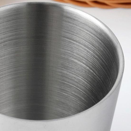 Tasses en acier inoxydable de petite taille, faciles à transporter, bouteilles d'eau en acier inoxydable de style européen pour cadeau