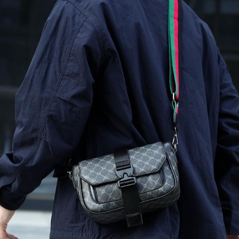 Trendy Unisex Saddle Bag Casual Flip Lock Shoulder Bag High Quality Sports Versatile Crossbody Bag Waterproof Storage Handbag