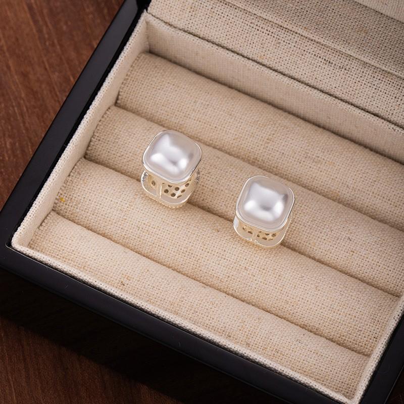 Fransk Nischdesign Dubbelsidig Diamantbesatt Fyrkantig Pärla Öronspänne Damernas Mångsidiga Örhängen Temperamentsörhängen