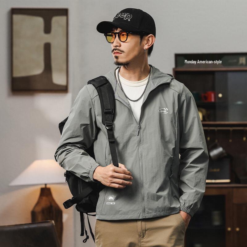 JEEP Men's Summer Lightweight Casual Hooded Outdoor Jacket