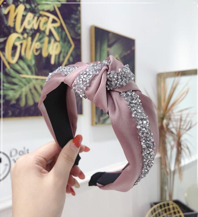 

Новая Мода Стразы Повязка на Голову Женская Однотонная Широкая Повязка на Голову с Узлом Посередине Тюрбан Девушки Осень Зима Аксессуары для Волос Головной Убор