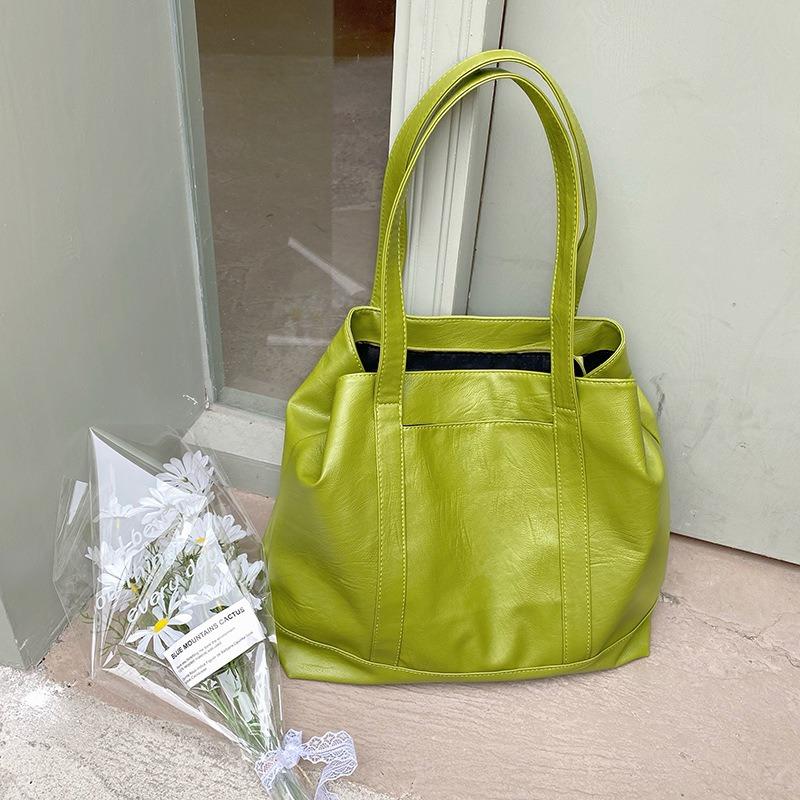 Early Spring Avocado Green Soft Large Capacity Tote Bag Commuter Bag Cream White Shoulder Bag