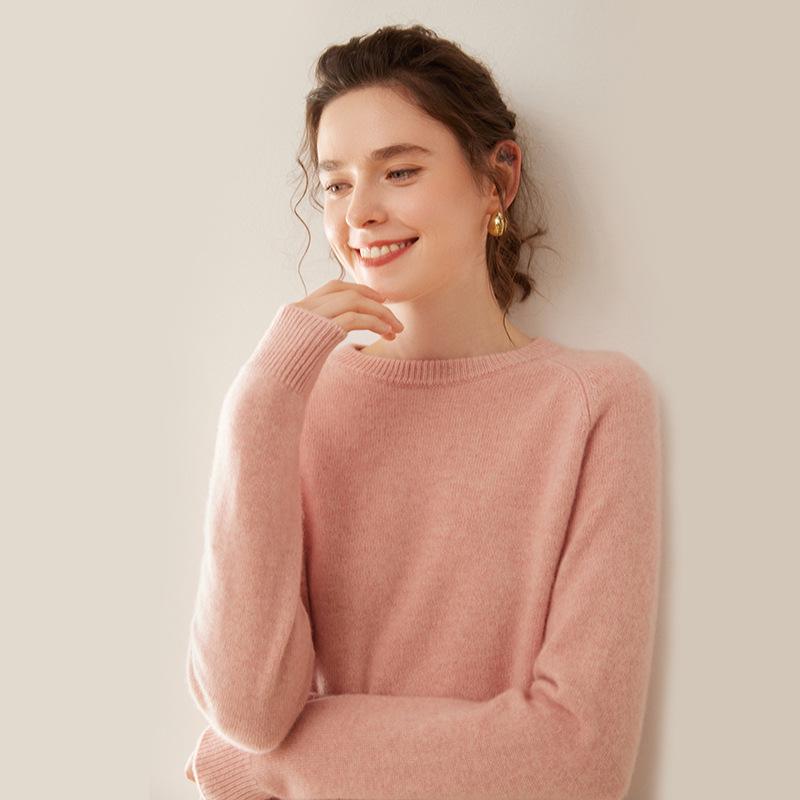 Women's Thick Cashmere Round Neck Raglan Sweater - Slim Fit, Soft Knit for Autumn/Winter