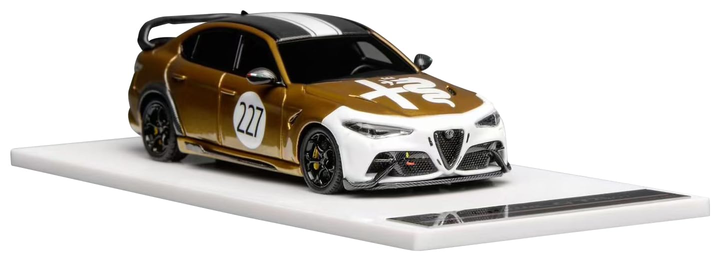 

FREESTYLE MOTORHELIX Alfa Romeo Giulia GTAm Ocra GT Gold Finished Model MH64009OG 1/64