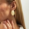 SHIXIN 1 Pair Retro Resin Acrylic Oval Stud Earrings for Women Trendy Gold Color Geometric Earrings Fashion Jewelry Accessories